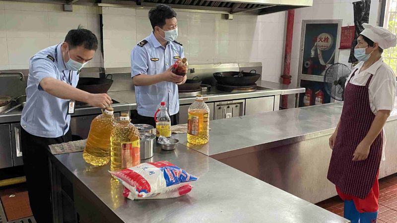 手工牛轧糖与普通牛轧糖：探寻传统与现代化的差异
